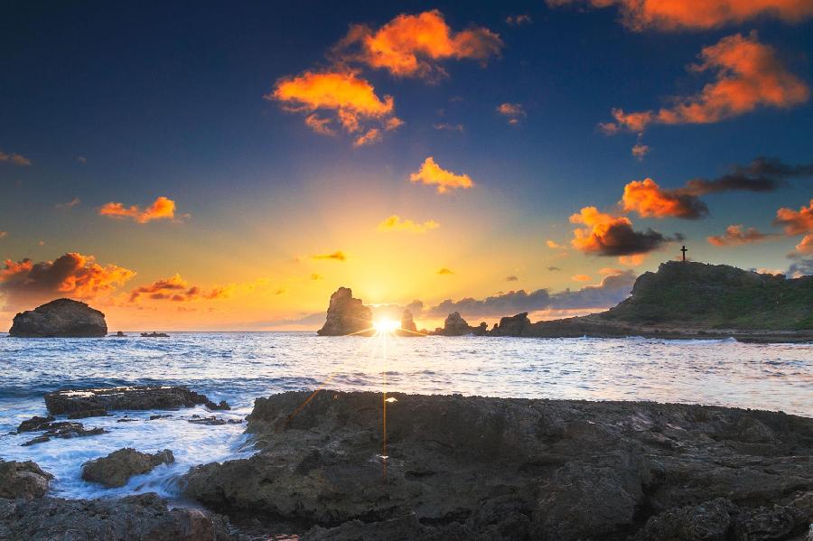 La Guadeloupe au lever du soleil : 8 lieux magiques pour commencer la journée autrement