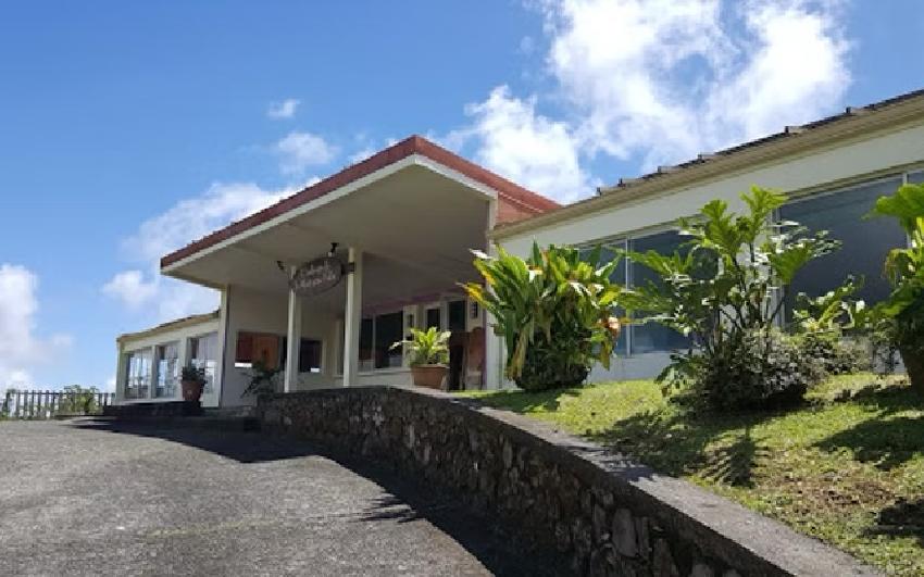 auberge-de-la-montagne-pelee