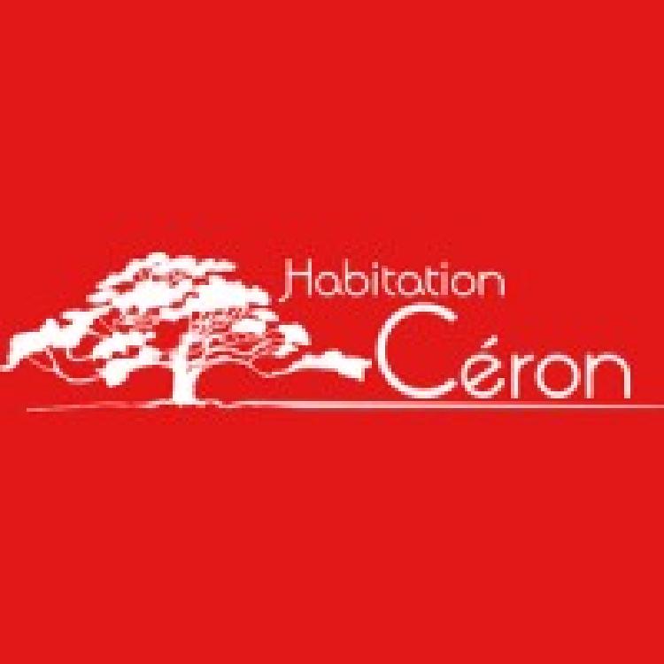 les bâtiments, le cacao, son restaurant et sa boutique. Tout sur l'Habitation Céron
